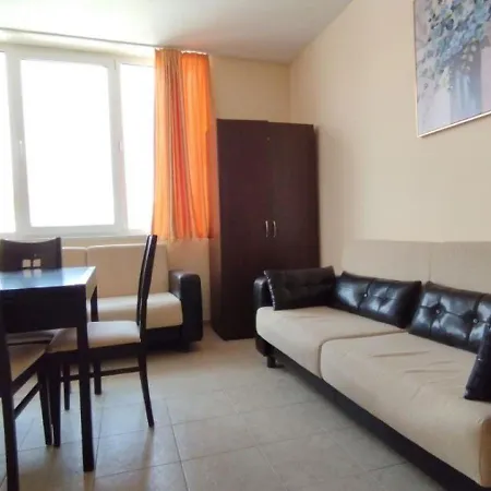 Apartamento с одной спальней Carolina